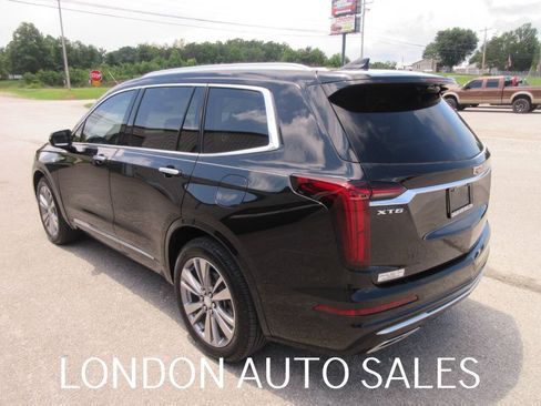 Used 2025 Cadillac XT6 Premium Luxury w/ Technology Package FWD image 4