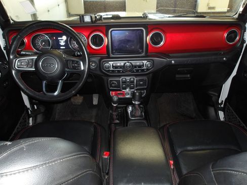 Used 2018 Jeep Wrangler Unlimited Rubicon AWD/4WD image 12