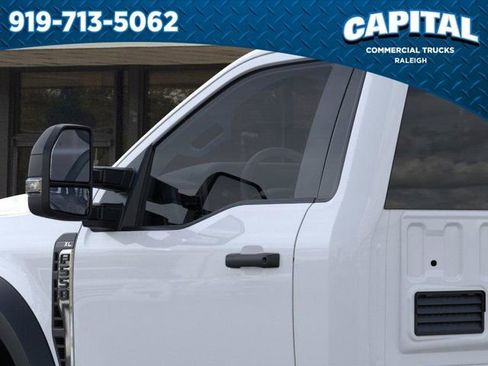 New 2025 Ford F550 2WD Regular Cab Super Duty w/ XL Chrome Package image 20