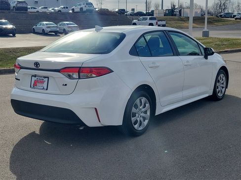 Certified 2023 Toyota Corolla LE image 4