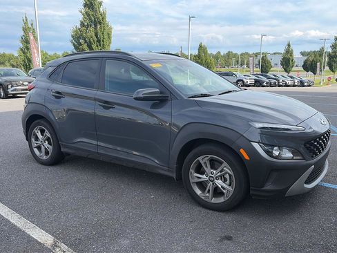 Used 2023 Hyundai Kona SEL w/ Convenience Package AWD/4WD image 2