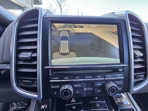 Used 2012 Porsche Cayenne AWD/4WD image 27