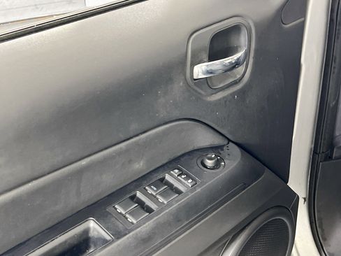 Used 2017 Jeep Patriot Latitude image 15