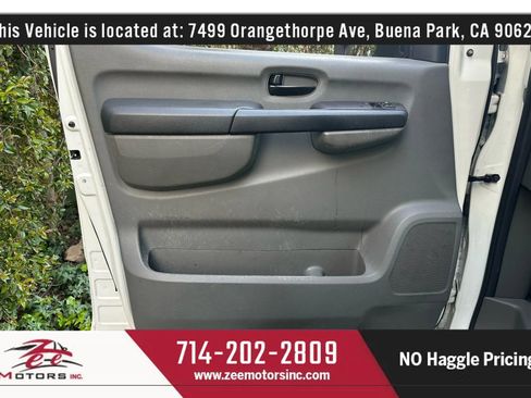 Used 2015 Nissan NV 2500 SV image 35