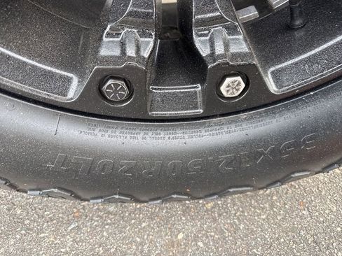 Used 2020 Chevrolet Silverado 1500 RST image 34