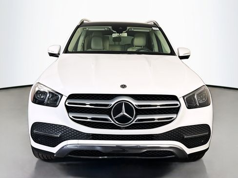 Used 2020 Mercedes-Benz GLE 350 w/ 3rd Row Seat Package image 2
