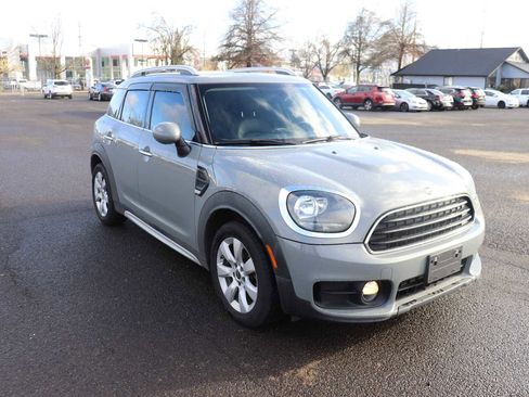 Used 2019 MINI Cooper Countryman image 3