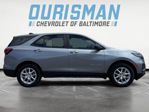 Used 2023 Chevrolet Equinox LS image 7