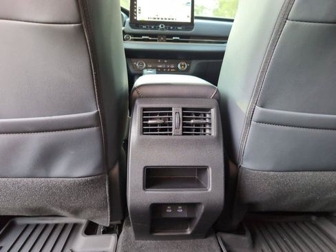 Used 2026 Mitsubishi Outlander SE AWD/4WD image 33
