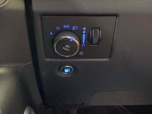 Used 2018 Jeep Grand Cherokee SRT AWD/4WD image 30