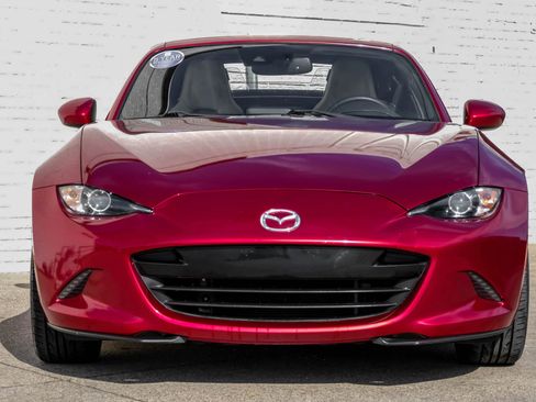 Used 2019 MAZDA MX-5 Miata RF Grand Touring image 2