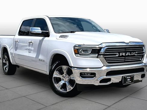 Used 2022 RAM 1500 Laramie AWD/4WD image 5