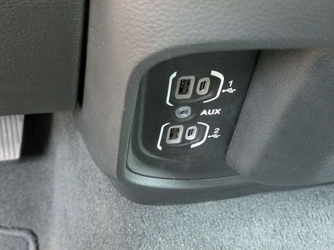 Used 2022 RAM 1500 Big Horn RWD image 22