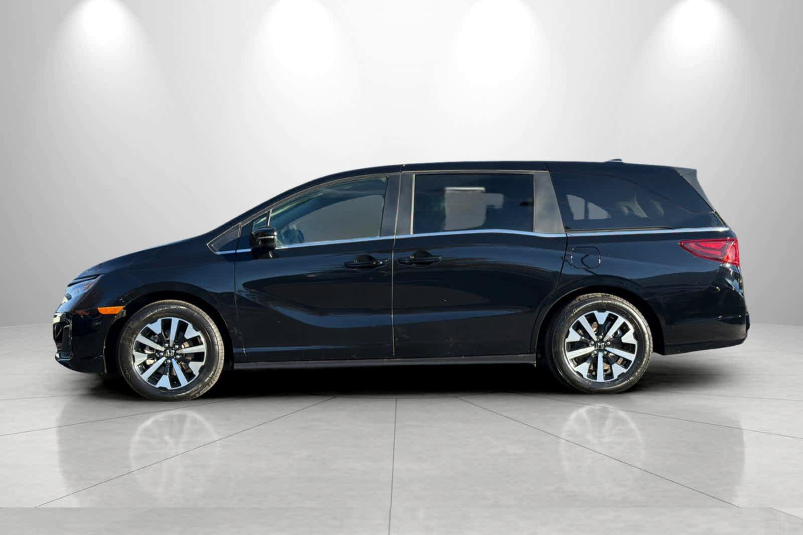Used 2025 Honda Odyssey EX-L image 5