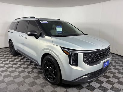 Used 2025 Kia Carnival SX