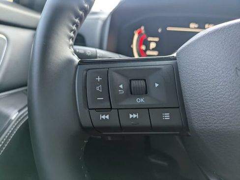 Used 2025 Nissan Rogue Platinum w/ Platinum Premium Package FWD image 29