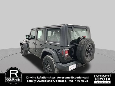 Used 2021 Jeep Wrangler Unlimited Sport AWD/4WD image 5