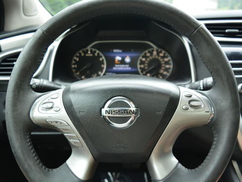 Used 2015 Nissan Murano SV w/ Premium Package FWD image 21