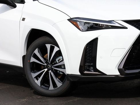 New 2026 Lexus UX 300h AWD image 3