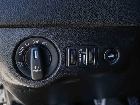 Used 2017 Dodge Charger R/T Scat Pack w/ Technology Group image 24