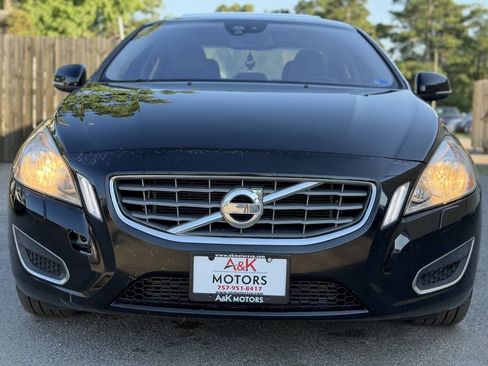 Used 2013 Volvo S60 T5 AWD/4WD image 4