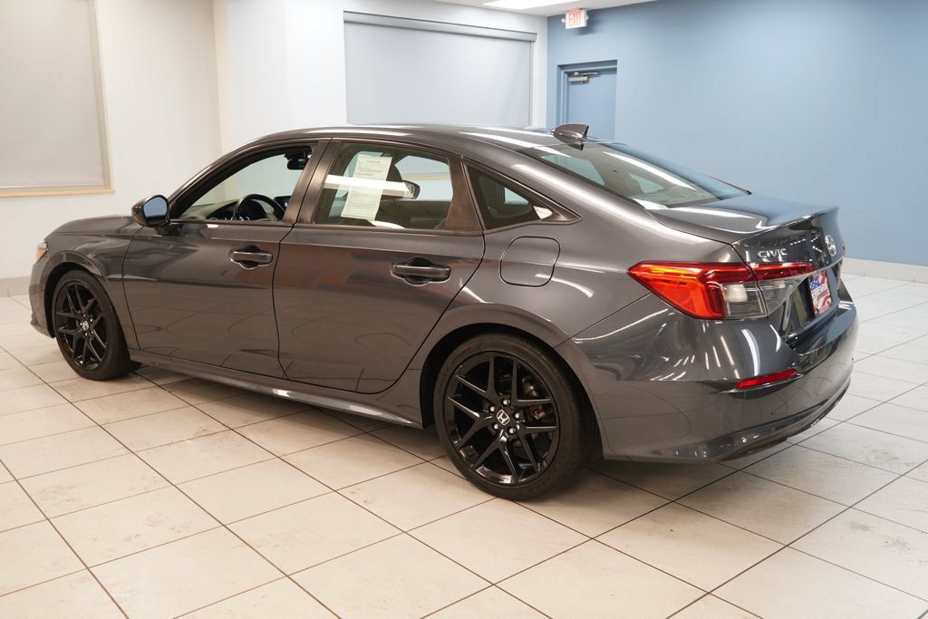 Used 2023 Honda Civic Sport image 7