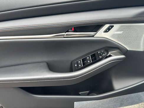 New 2026 MAZDA MAZDA3 2.5 S Hatchback w/ Premium Pkg FWD image 8