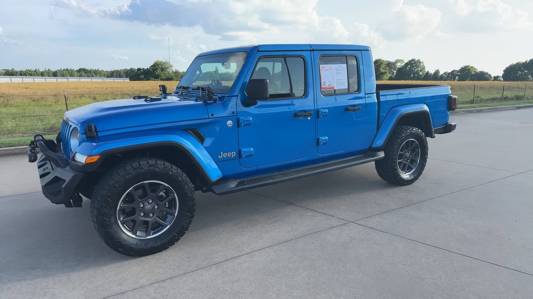 Used 2021 Jeep Gladiator Overland w/ Popular Equipment Package AWD/4WD image 4