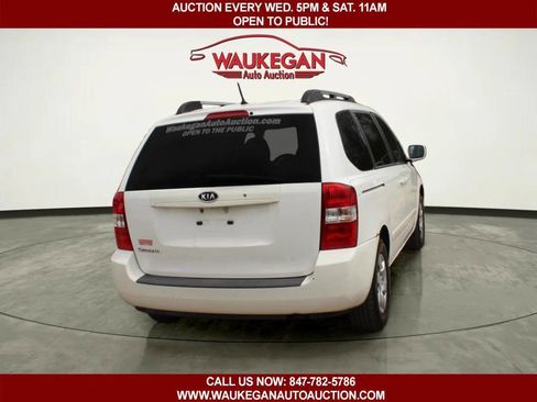 Used 2008 Kia Sedona w/ Convenience Pkg FWD image 5