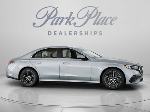 Used 2026 Mercedes-Benz E 350 Sedan image 27