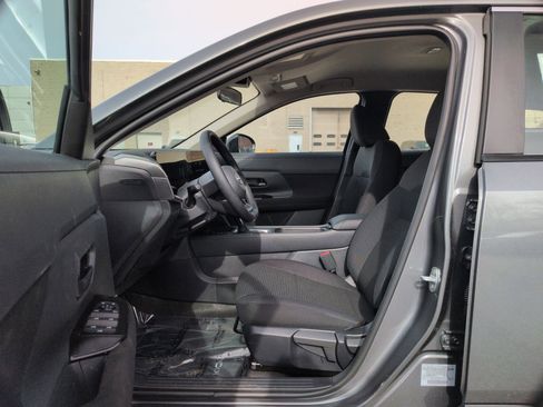 New 2026 Nissan Kicks S image 12