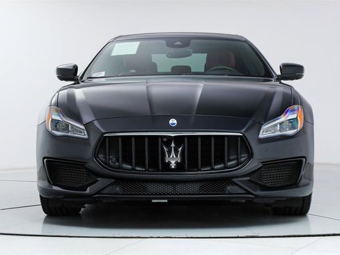 Used 2022 Maserati Quattroporte Modena image 8