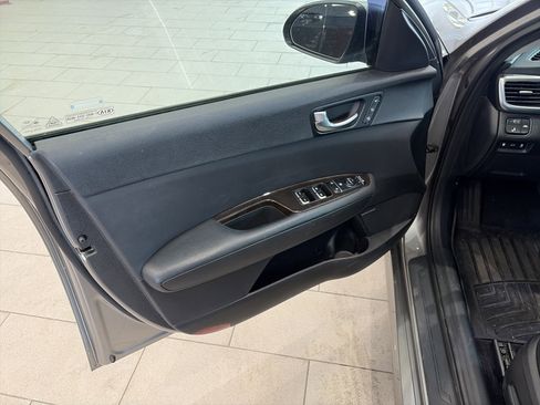 Used 2018 Kia Optima EX w/ Technology Package image 8