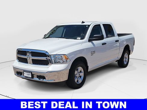 Used 2022 RAM 1500 Classic SLT w/ Electronics Group AWD/4WD image 7