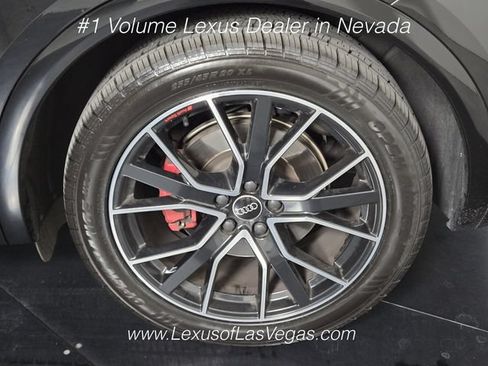 Used 2023 Audi SQ5 Prestige w/ Prestige Package AWD/4WD image 11