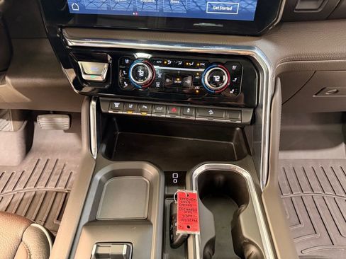 Used 2024 GMC Sierra 2500 Denali w/ Denali Reserve Package image 23