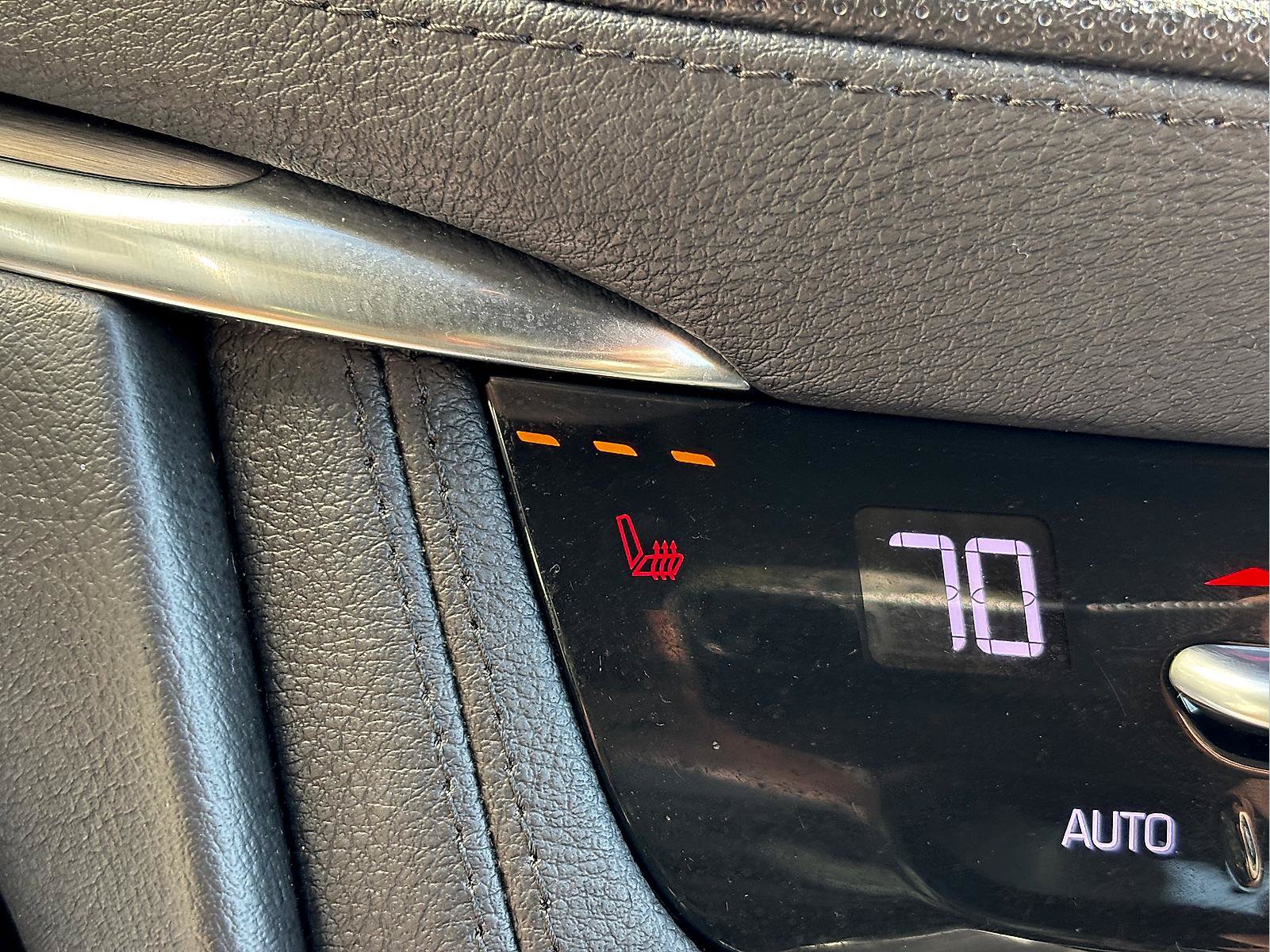 Used 2020 Cadillac XT5 Luxury FWD image 27