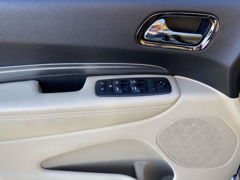 Used 2020 Dodge Durango GT image 18