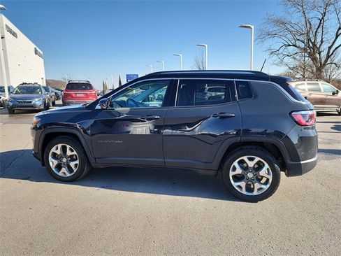 Used 2018 Jeep Compass Limited w/ Navigation Group image 7