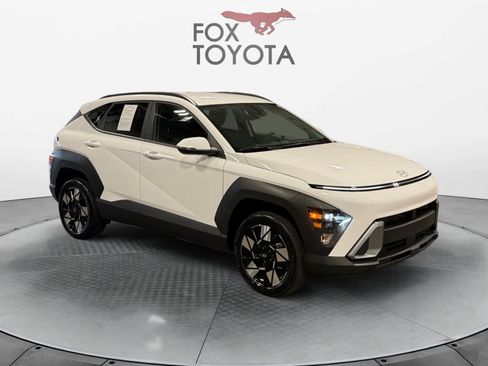 Used 2025 Hyundai Kona SEL AWD/4WD image 8