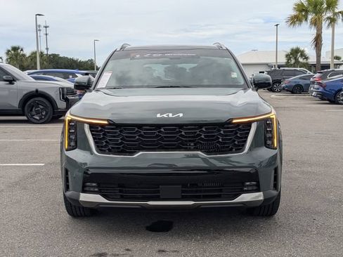 Certified 2025 Kia Sorento EX w/ EX Panoramic Sunroof Package FWD image 10