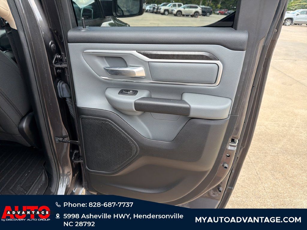 Used 2020 RAM 1500 Big Horn AWD/4WD image 29