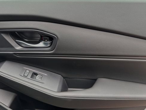 Used 2025 Honda Accord Sport image 20