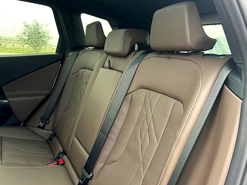 New 2026 BMW X3 xDrive30i w/ Premium Package AWD/4WD image 17