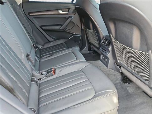 Used 2022 Audi Q5 2.0T Premium Plus image 19