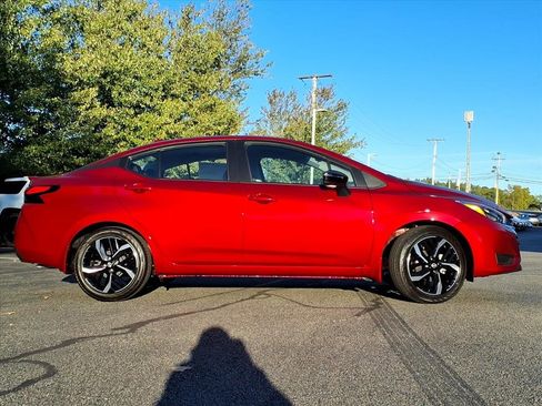 New 2025 Nissan Versa SR w/ Trunk Package image 3