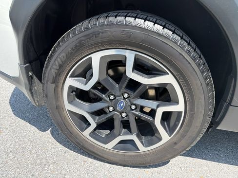 Used 2017 Subaru Crosstrek 2.0i Premium AWD/4WD image 13