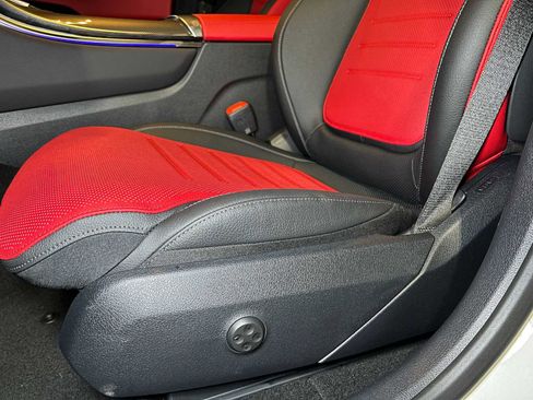 New 2026 Mercedes-Benz GLC 43 AMG 4MATIC Coupe image 26