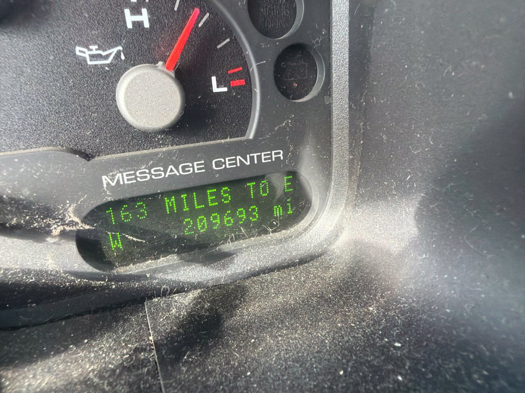 Used 2005 Ford Explorer XLT AWD/4WD image 10