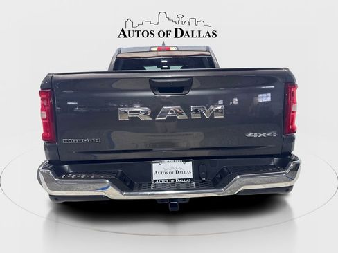 Used 2025 RAM 1500 Big Horn AWD/4WD image 7